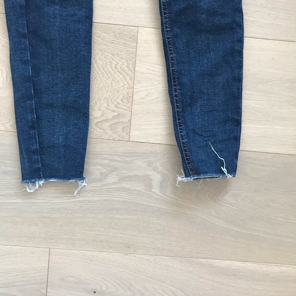 Topshop Jamie Jeans (24x30) - Picture 6 of 8